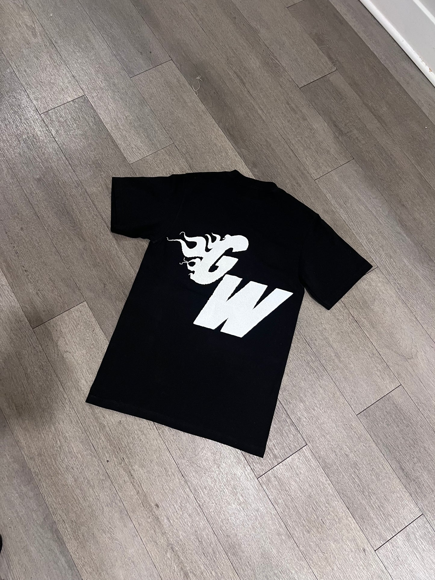 Black Generating Wealth Tee